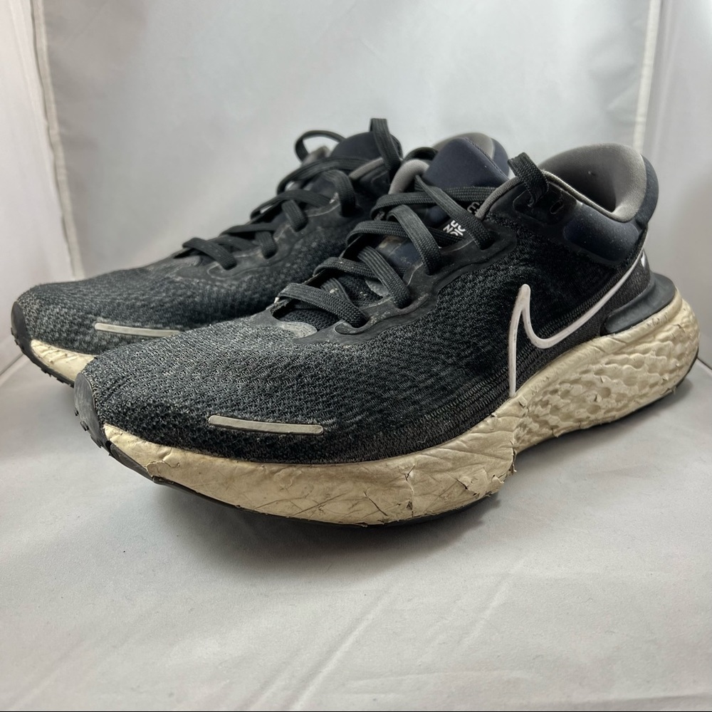 Nike ZoomX Invincible Run Flyknit Running Shoes - Men's size 11.5 - Picture 7 of 13